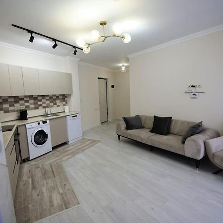 Persona Rooms Zugdidi Ngoại thất bức ảnh
